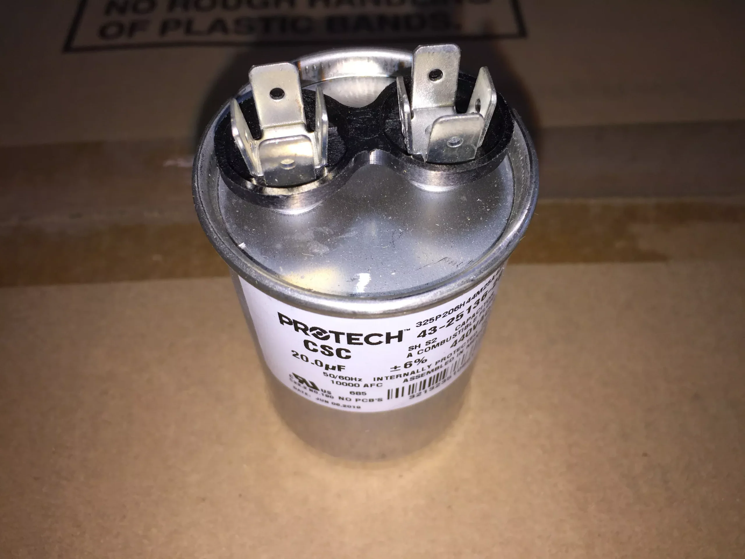 20UFx 440VAC Round Run Capacitor