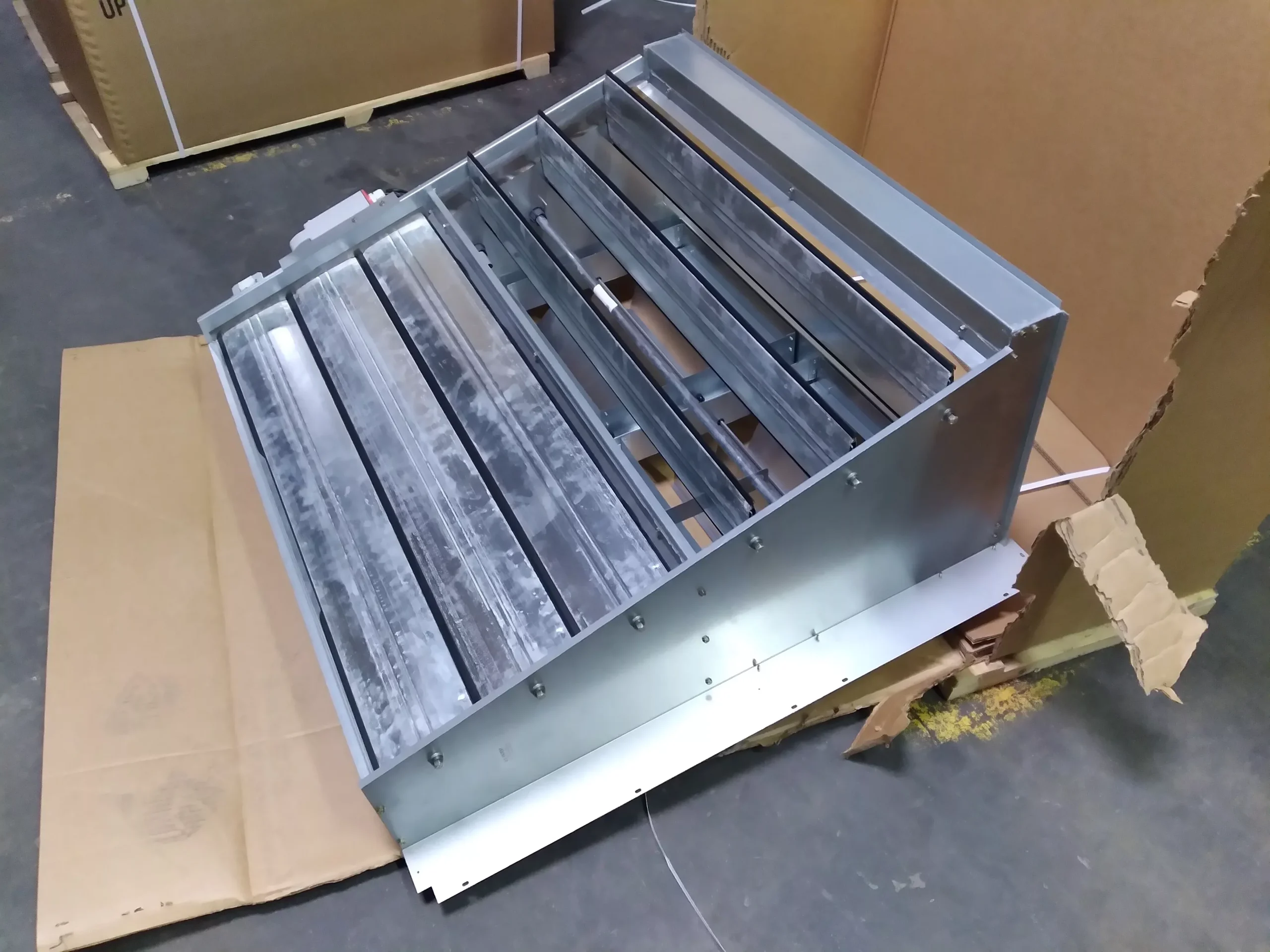 3-5 Ton Vertical Economizer with Smoke Detector