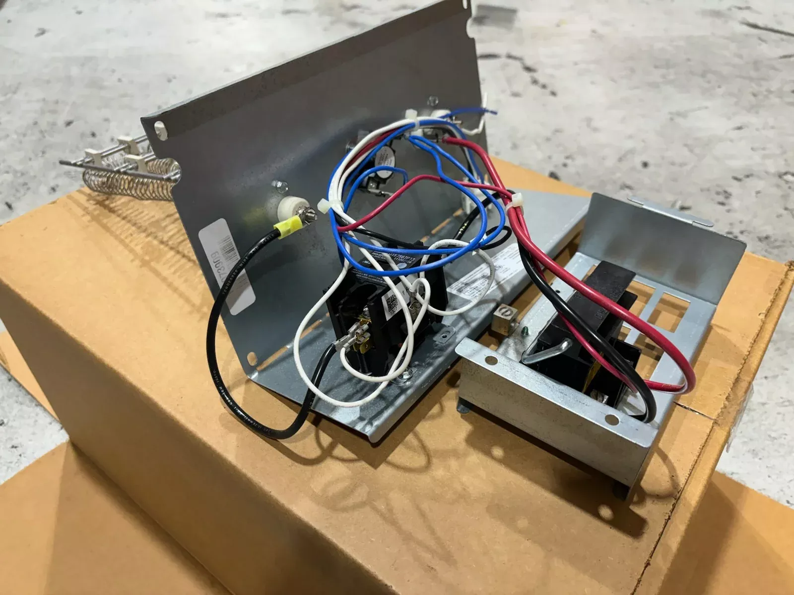 4 kW Electric Heat Kit w/Pull Disconnect 208-240/60/1