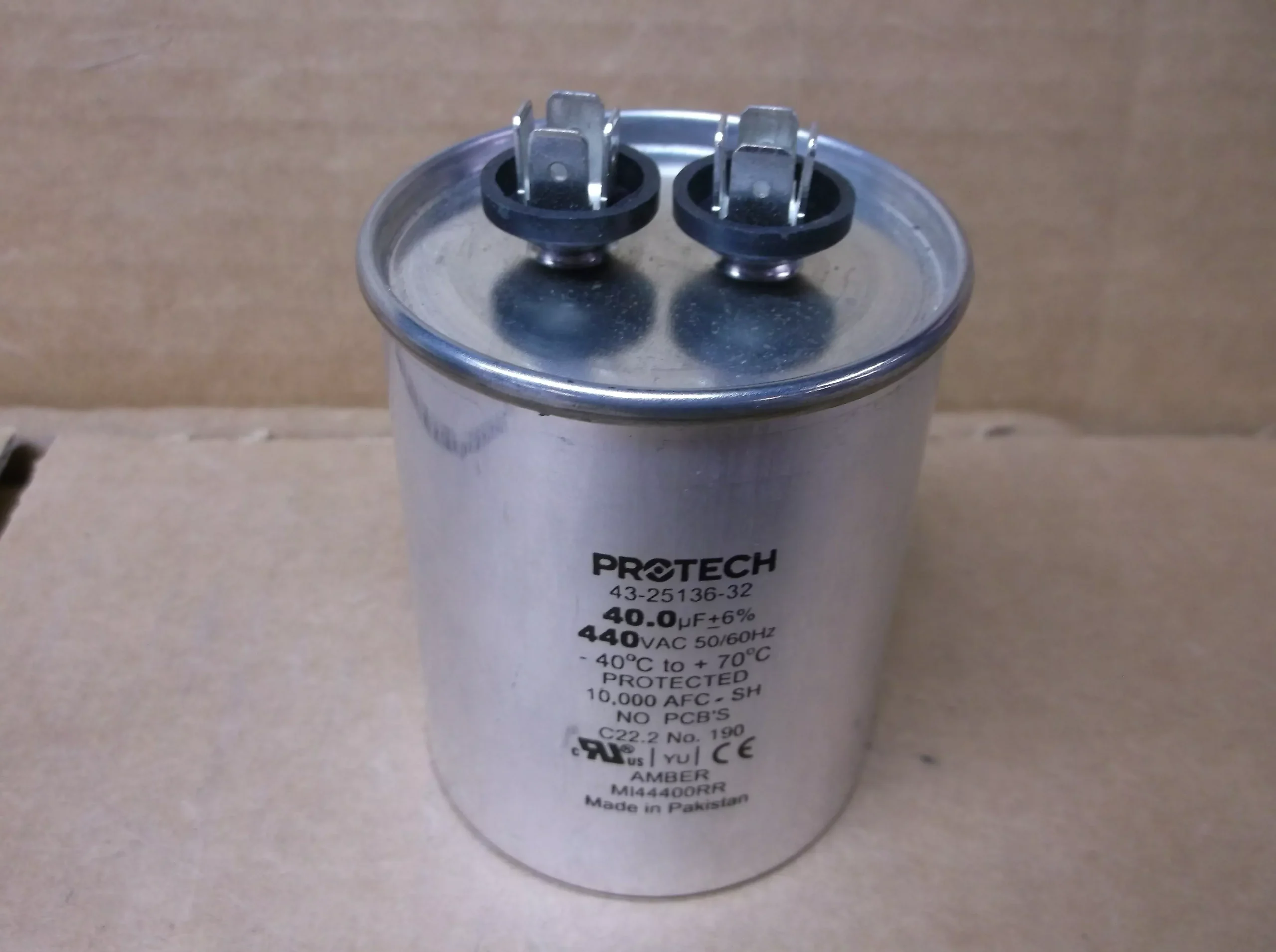 40UFx 440VAC Round Run Capacitor