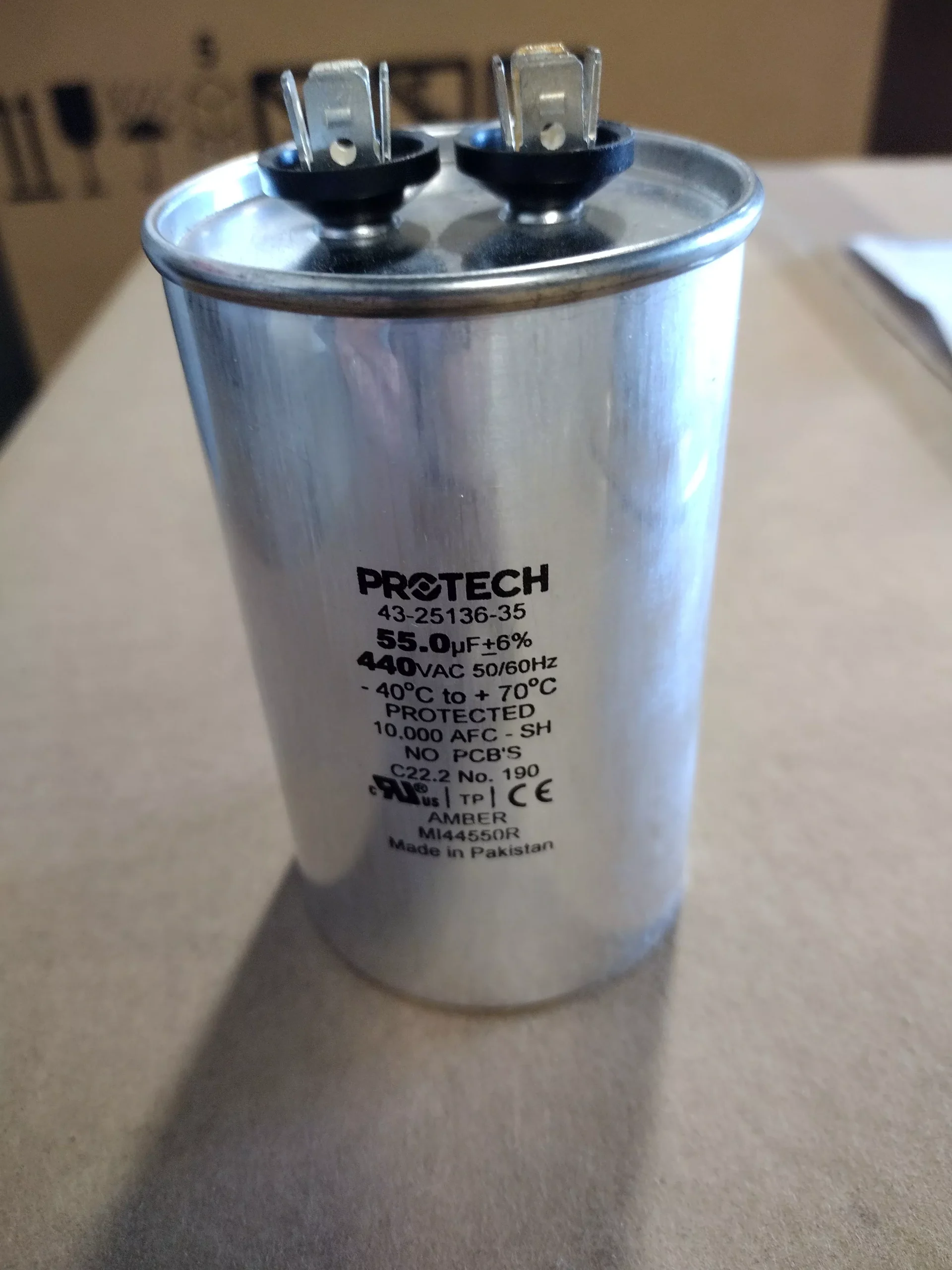 55 MFD x 440 Volt Round AC Run Capcitor