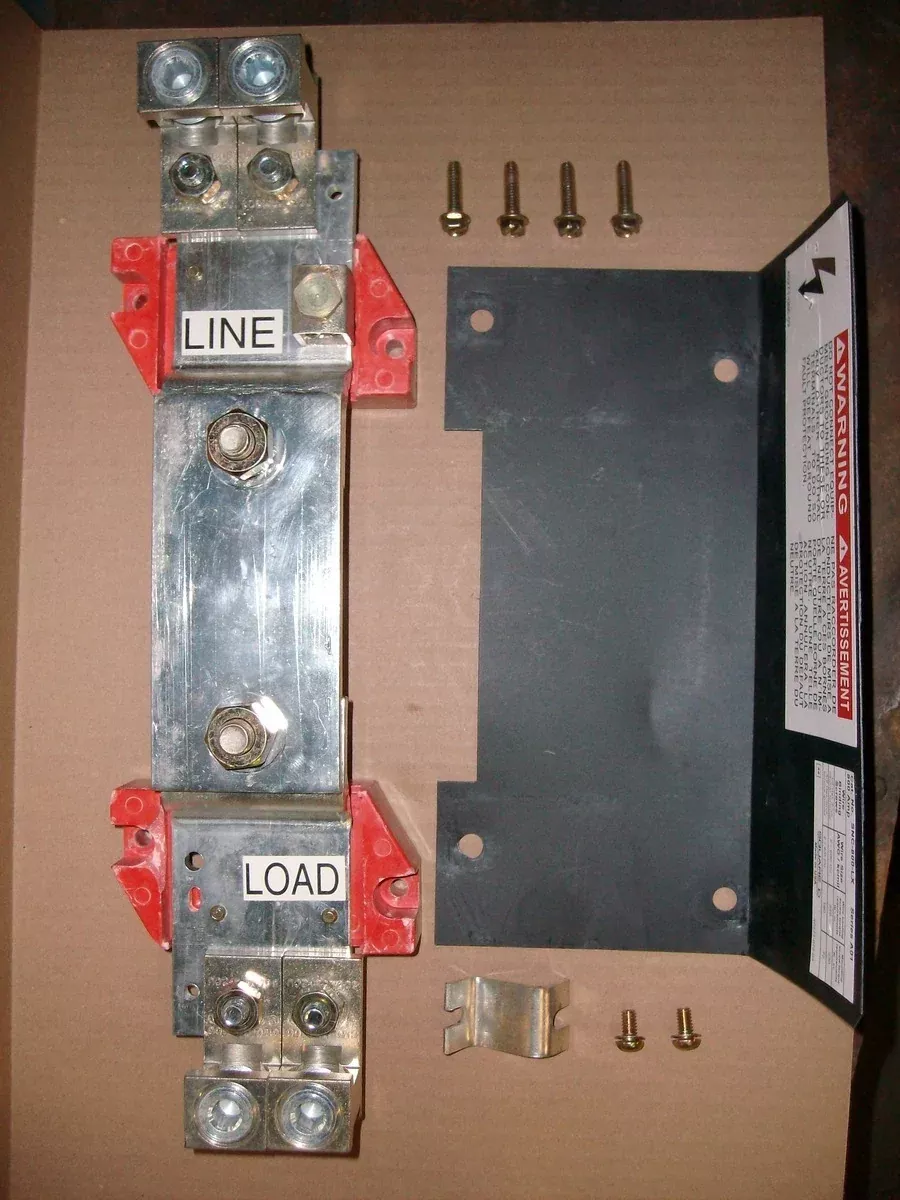 Circuit Breaker Enclosure Neutral Assembly