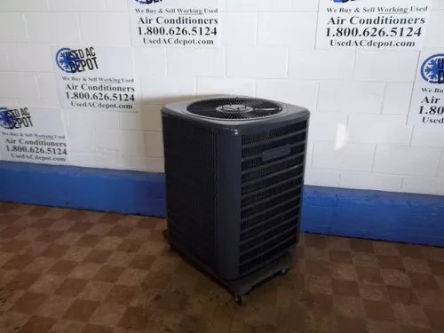 GOODMAN Used AC Condenser GSC130301CAE 2O
