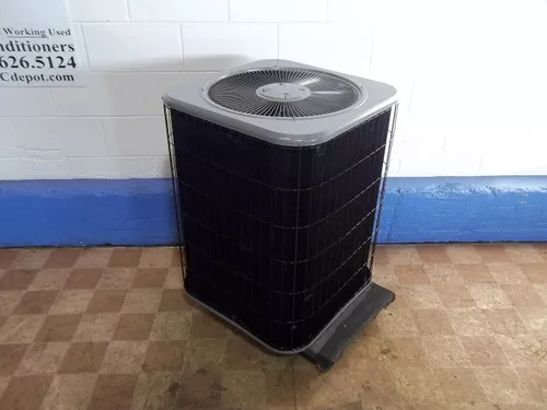 LENNOX Used AC Condenser 13HPD-024-2304 2M